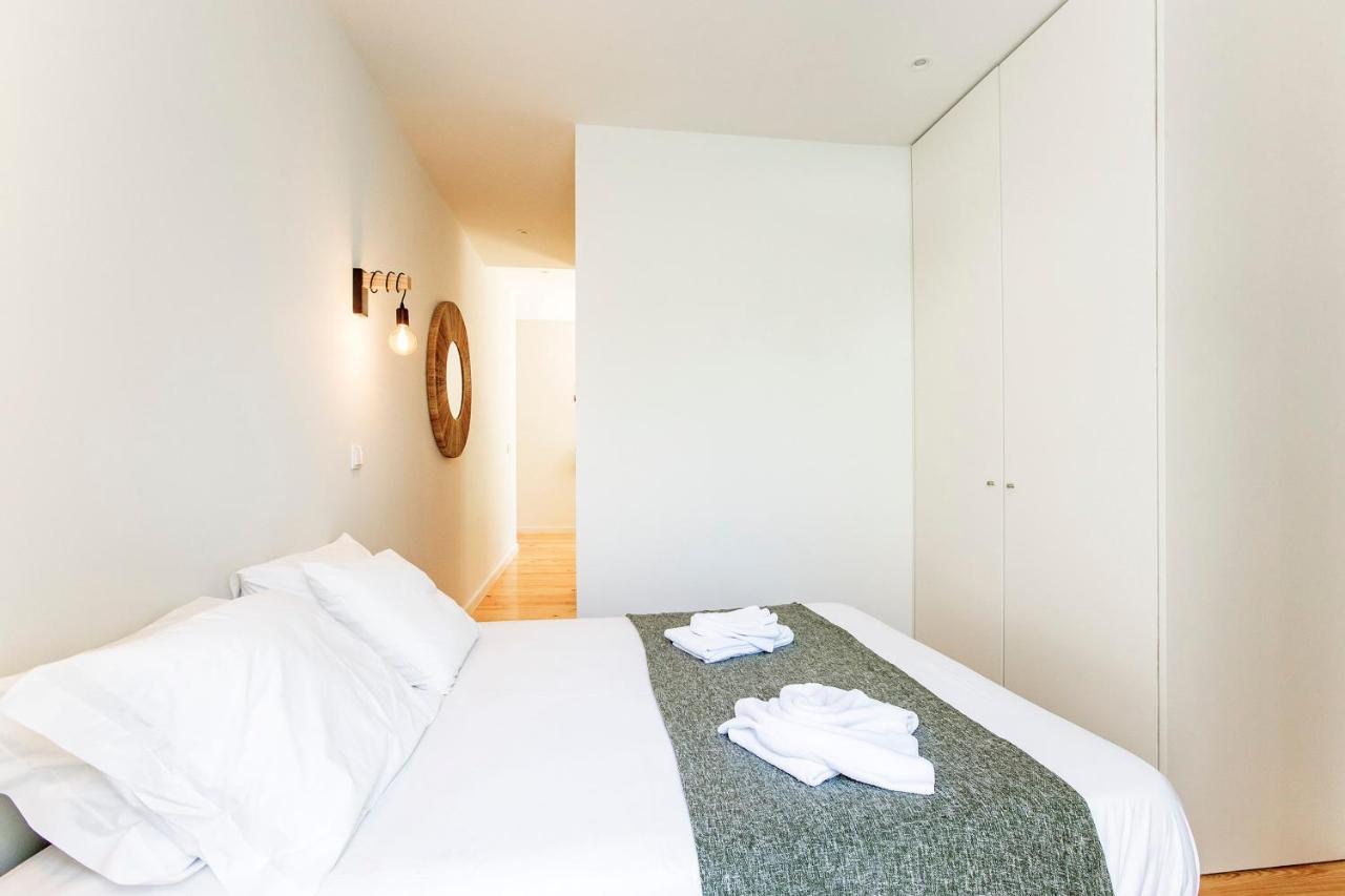 Central Studio W/ Pool, Ac & Patio By Lovelystay Porto Dış mekan fotoğraf