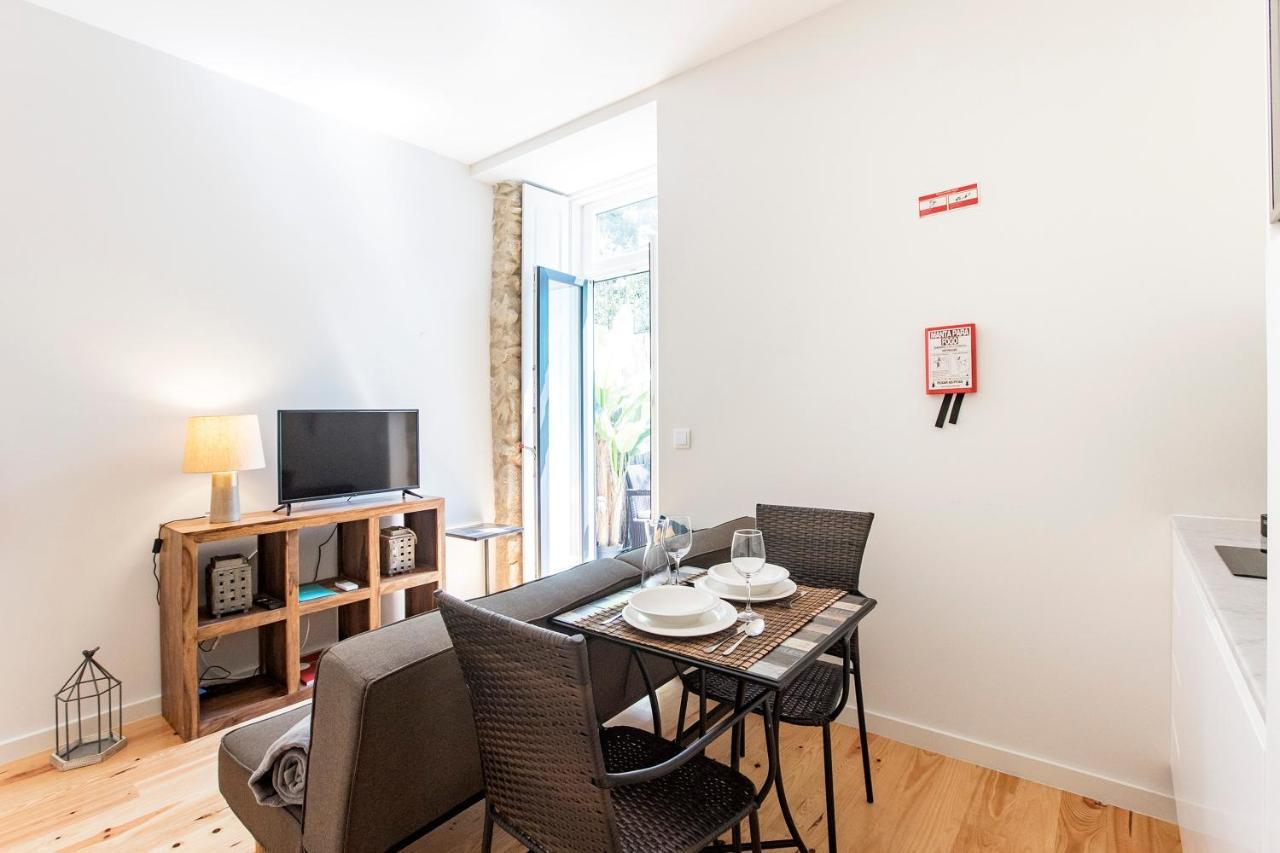 Central Studio W/ Pool, Ac & Patio By Lovelystay Porto Dış mekan fotoğraf